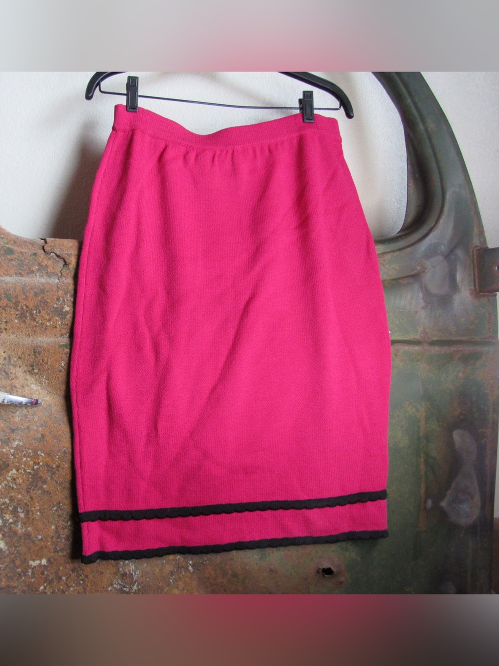St. John Collection Hot Pink Pencil Skirt with Black Scalloped Trim